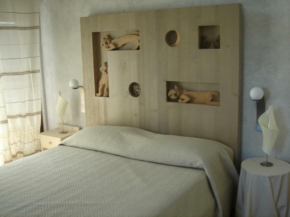 Deluxe Room,850899287:JPEG
